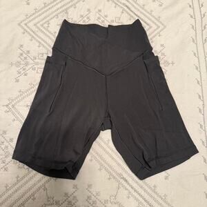 Black sporty biker shorts with pockets  size L